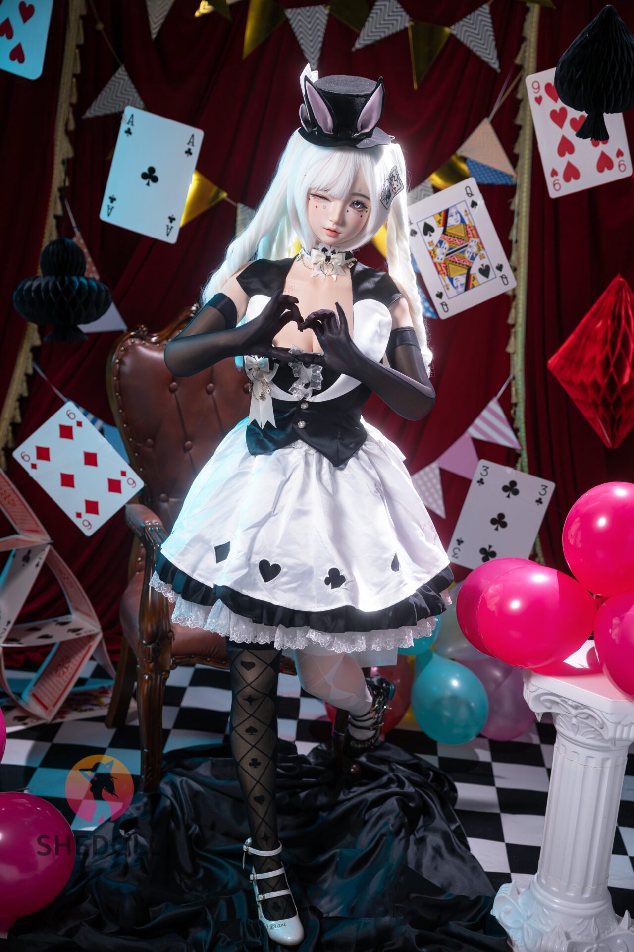 SHE DOLL 娃娃